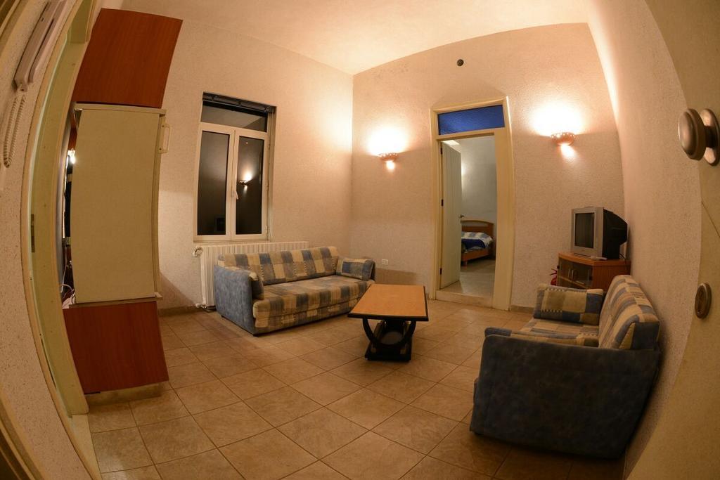 Bauhaus Chalets Apartment Bcharré Værelse billede